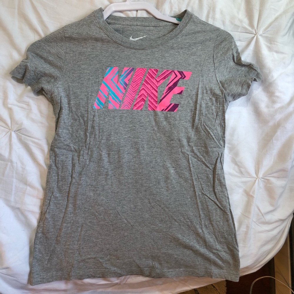 nike youth xl top